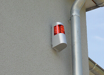 Optischer Außensignalgeber einer Alarmanlage