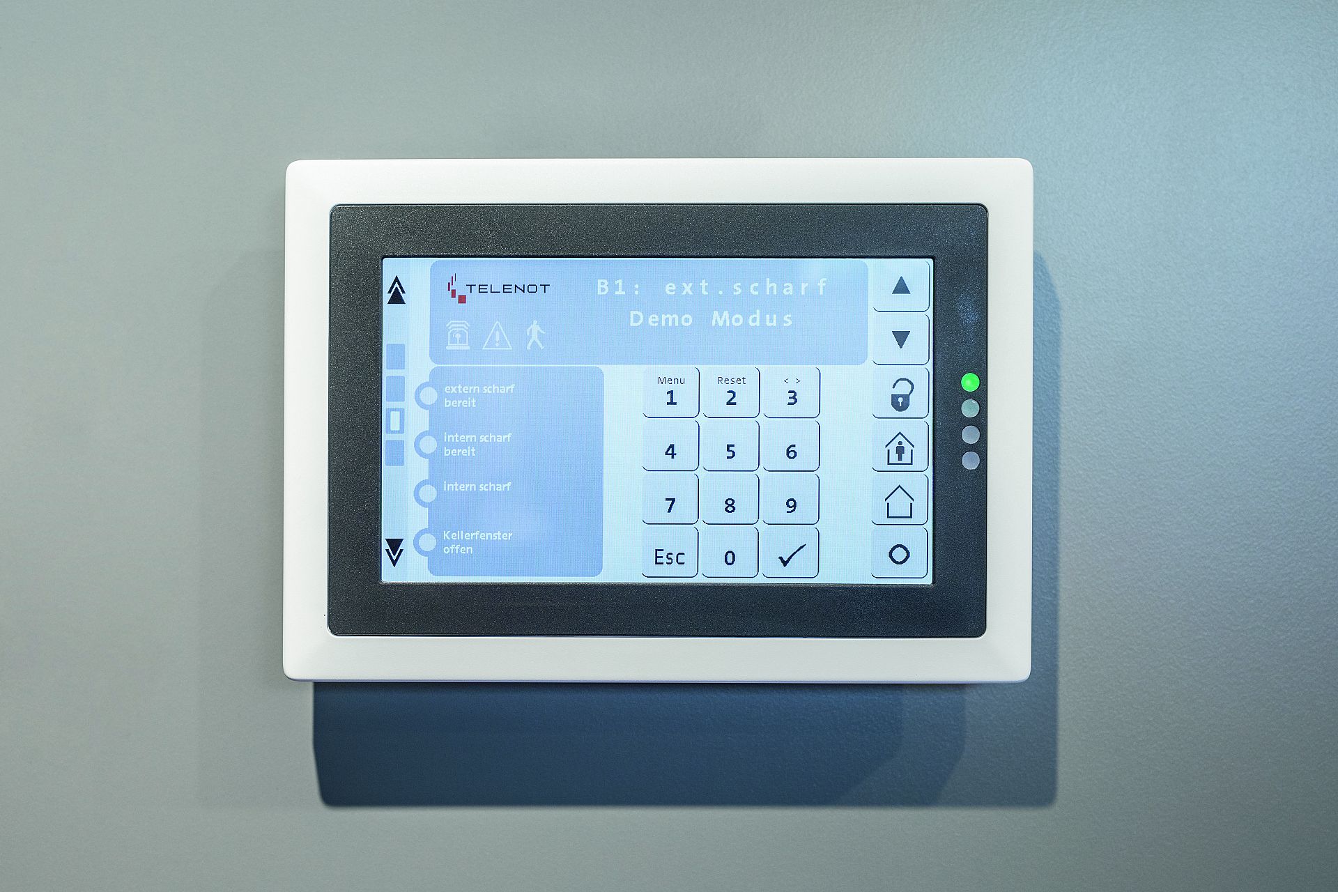 Pressebild Bedienteil Alarmanlage mit Smart-Home-Funktionen Bedienelement einer Alarmanlage mit Smart-Home-Funktion